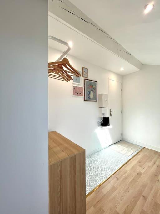 ポーStudio Jade : Charmant Logement Place Clemenceauアパートメント エクステリア 写真